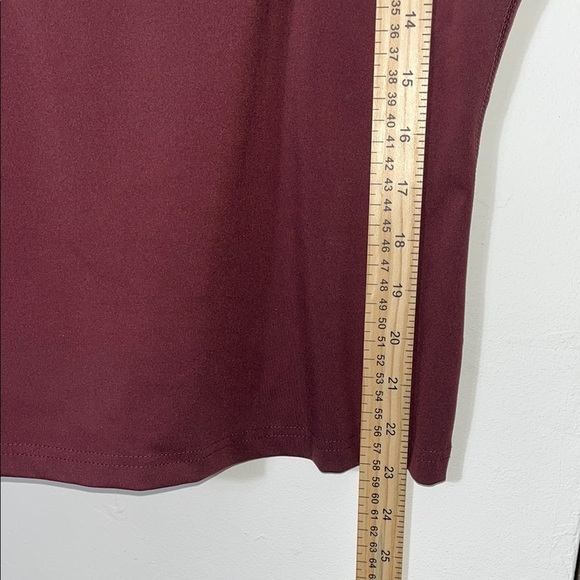 Thrive Society work out top - Picture 9 of 9